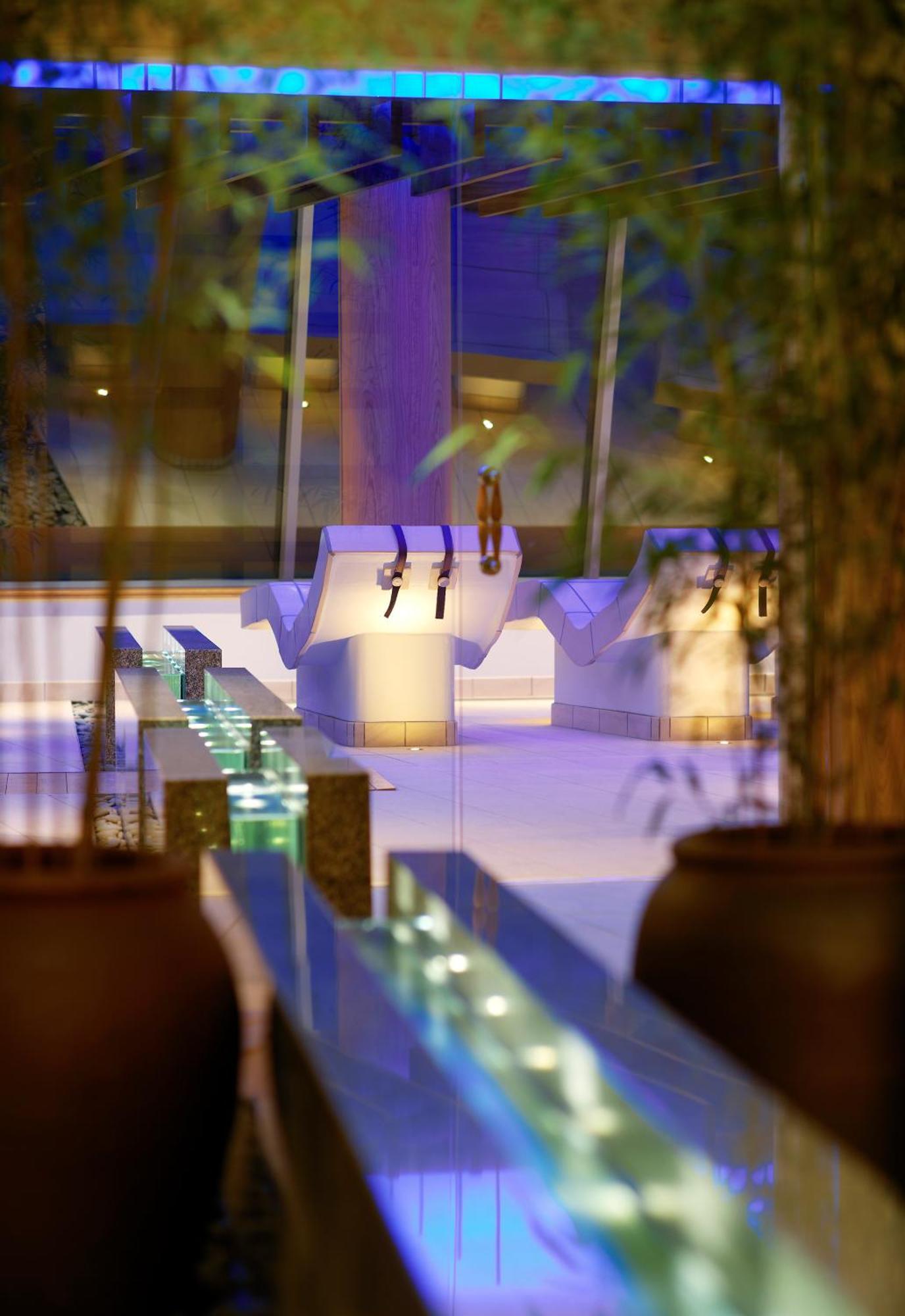 Aghadoe Heights Hotel & Spa Killarney Exterior photo The interior of the hotel