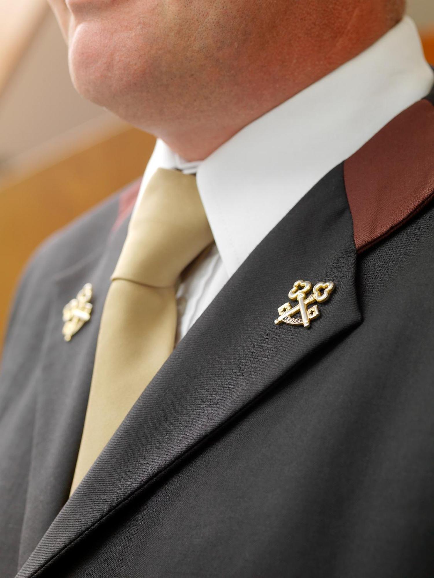 Aghadoe Heights Hotel & Spa Killarney Exterior photo The lapel pin of the Order of St Charles Borromeo